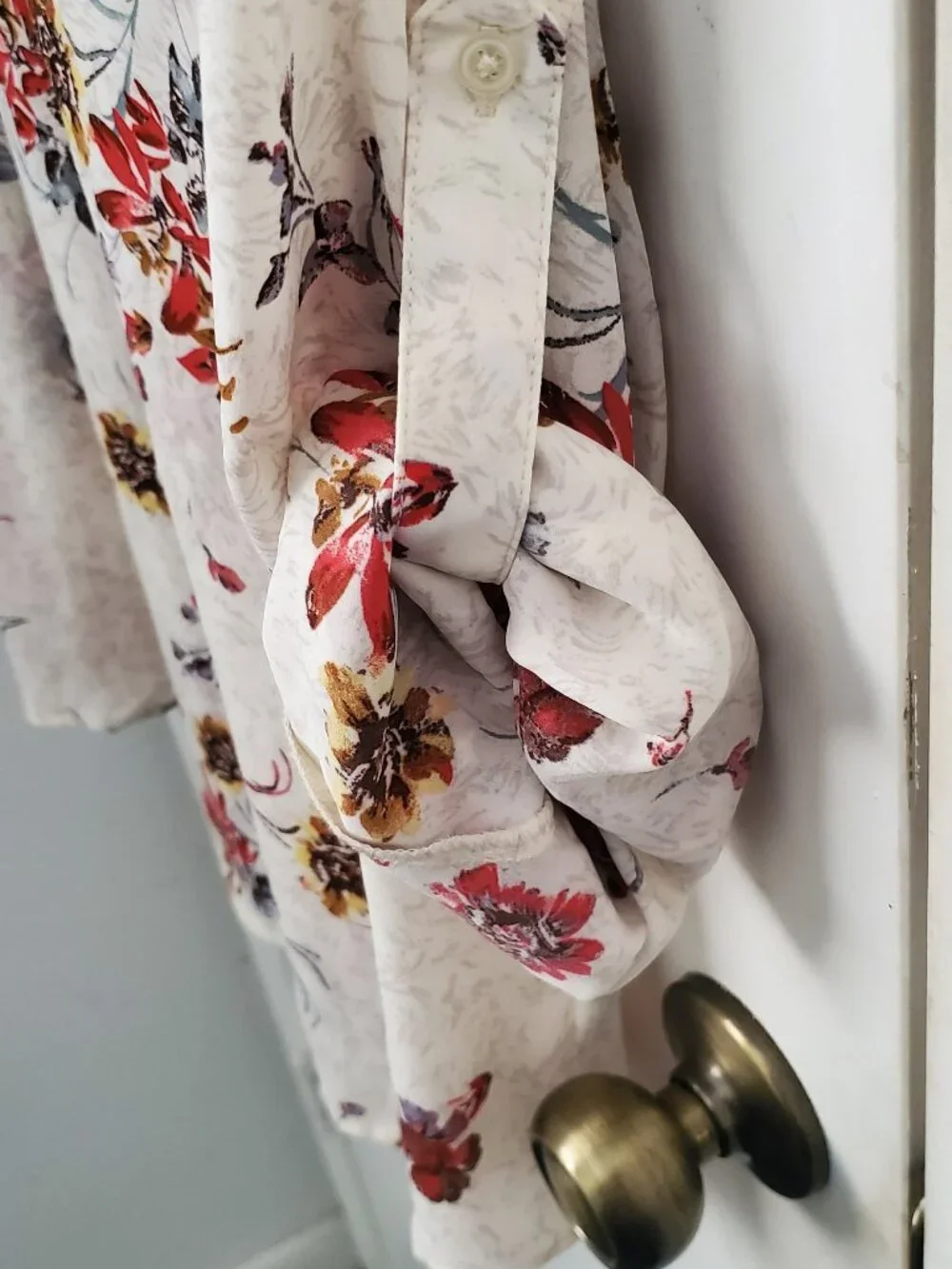 Maurices Floral Winona Button Down Blouse Women's Plus Size 1X - Picture 5 of 9